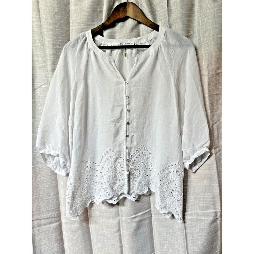 Figueroa & Flower White Eyelet Embroidered V-Neck 3/4 Sleeve Button Up Blouse PL